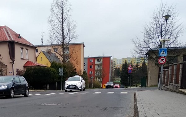 Souvislá oprava povrchu, ul. Jiráskova