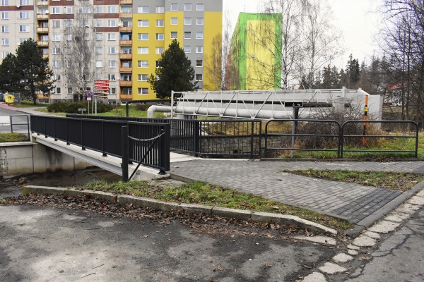 Rekonstrukce mostu a lávky přes Černý potok, Květná – Lidická ul.