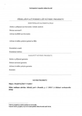 Trampolínky v parku